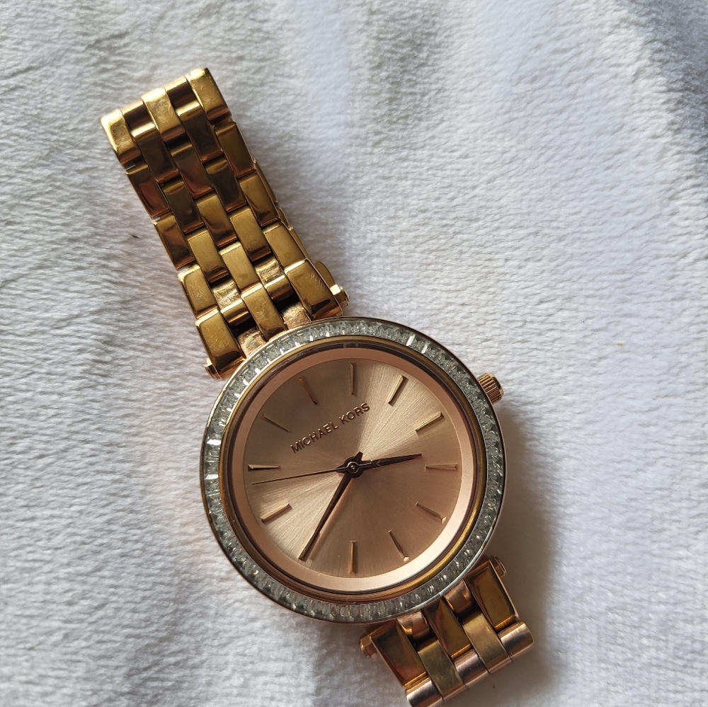 Michael Kors Mini Darcy
